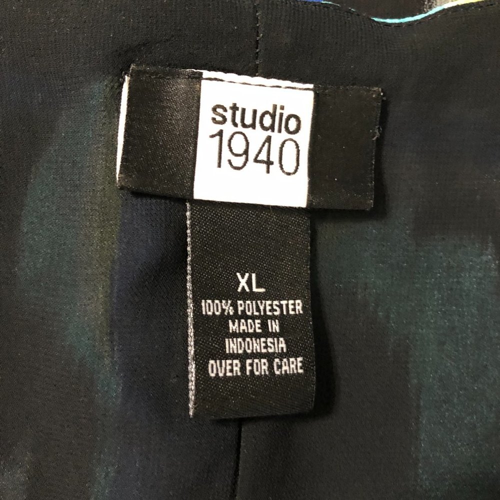 Tank Top - Picture 3 of 4